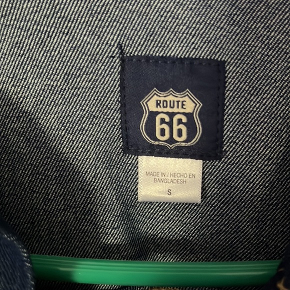 Jean Jacket - Picture 2 of 3